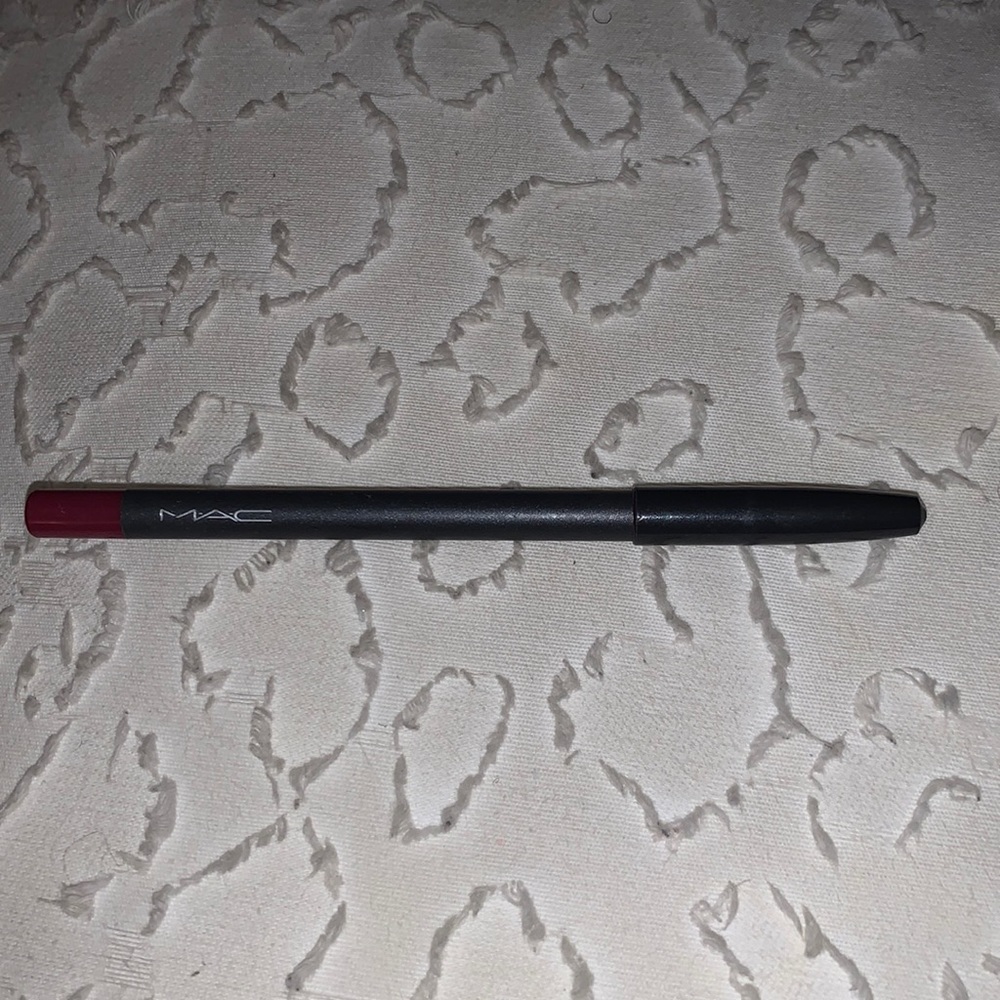 Mac Prolongwear Lip Pencil Rebellious